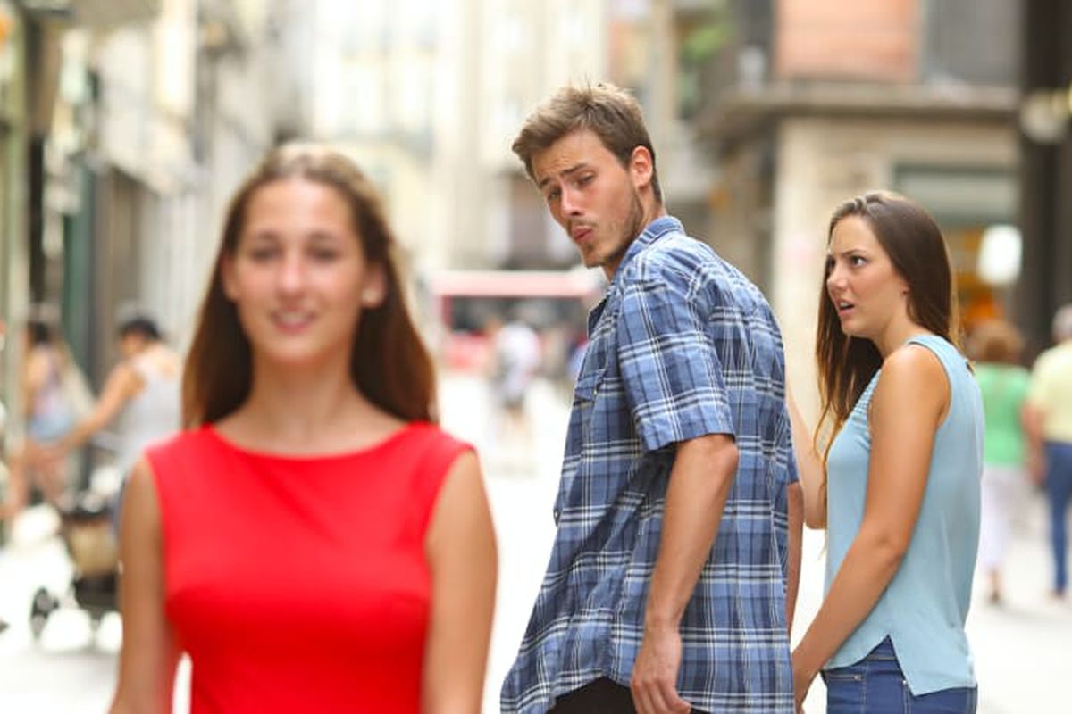 Distracted Boyfriend meme about rhode